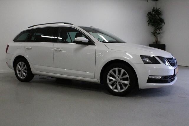 Skoda OCTAVIA Combi 1.6 TDI Greentech Clever Edition | NAVIGATIE | PDC-A | CRUISE | DAB-RADIO | CLIMA | STOEL-VERW | CARPLAY |