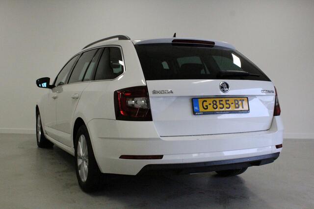 Skoda OCTAVIA Combi 1.6 TDI Greentech Clever Edition | NAVIGATIE | PDC-A | CRUISE | DAB-RADIO | CLIMA | STOEL-VERW | CARPLAY |