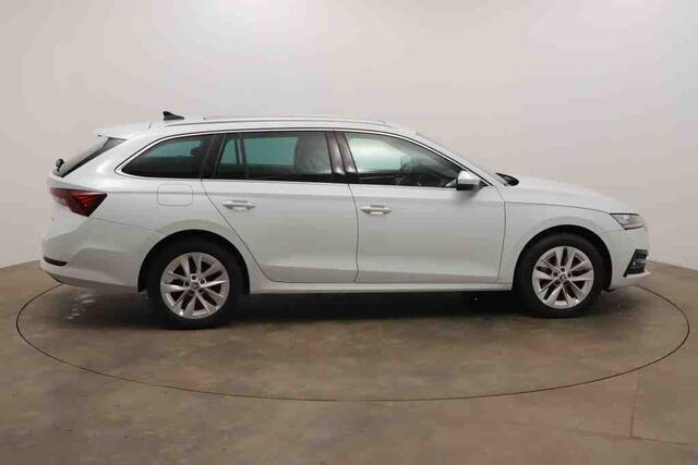 Skoda OCTAVIA Combi 1.4 TSI iV 204pk PHEV Business Edition / Panoramadak / Memory / Navigatie / Adaptieve dempers / Wordt Verwacht
