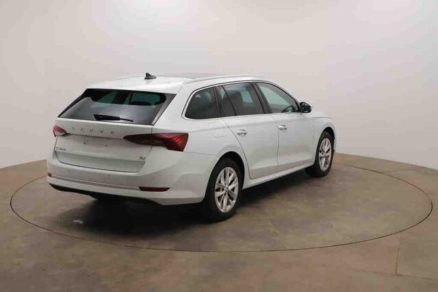 Skoda OCTAVIA Combi 1.4 TSI iV 204pk PHEV Business Edition / Panoramadak / Memory / Navigatie / Adaptieve dempers / Wordt Verwacht