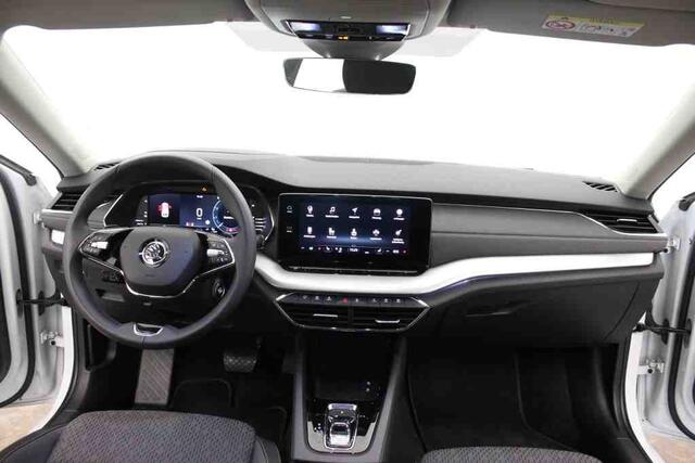 Skoda OCTAVIA Combi 1.4 TSI iV 204pk PHEV Business Edition / Panoramadak / Memory / Navigatie / Adaptieve dempers / Wordt Verwacht