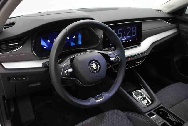 Skoda OCTAVIA Combi 1.4 TSI iV 204pk PHEV Business Edition / Panoramadak / Memory / Navigatie / Adaptieve dempers / Wordt Verwacht