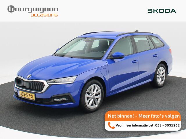 Skoda OCTAVIA Combi 1.4 TSi iV 204 Pk Automaat PHEV Business Edition | Cruise Control | Climate Control | Parkeersensoren | Carplay | 17 Inch | 38.884 Km!!