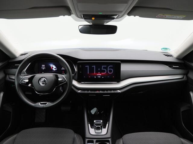 Skoda OCTAVIA Combi 1.4 TSi iV 204 Pk Automaat PHEV Business Edition | Cruise Control | Climate Control | Parkeersensoren | Carplay | 17 Inch | 38.884 Km!!