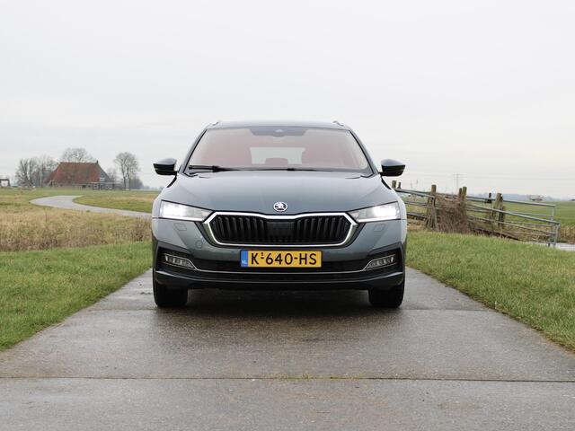 Skoda OCTAVIA Combi 1.0 e-TSI Business Edition Plus LED Lane assist ACC
