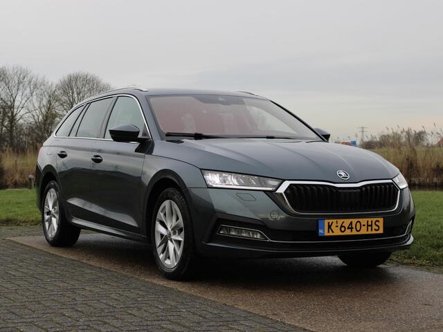 Skoda OCTAVIA Combi 1.0 e-TSI Business Edition Plus LED Lane assist ACC