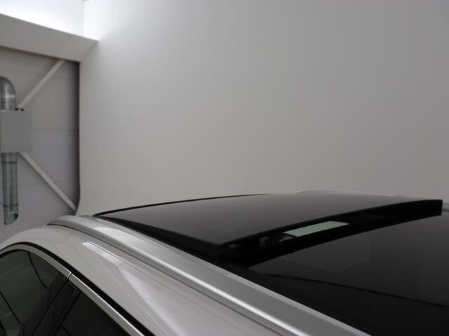 Skoda OCTAVIA 1.4 TSI iV PHEV Business Edition Plus | Panoramadak | Head-Up | Achterbankverwarming | Camera | Carplay | Adaptive cruise | Navigatie | Stoelverwarming | Memory | Sfeerverlichting | Plug In