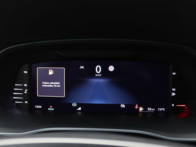 Skoda OCTAVIA Combi 1.5 TSI MHEV Selection 115PK DSG Adaptieve Cruise Control, Parkeersensoren voor en achter, Stoelverwarming, Navi, 17" LM Velgen