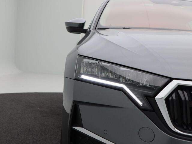 Skoda OCTAVIA Combi 1.5 TSi 150 Pk Automaat Business Edition Plus | Panoramadak | Virtual Cockpit | Elektrische Achterklep | Camera | Keyless | 17 Inch | 19.433 Km!!