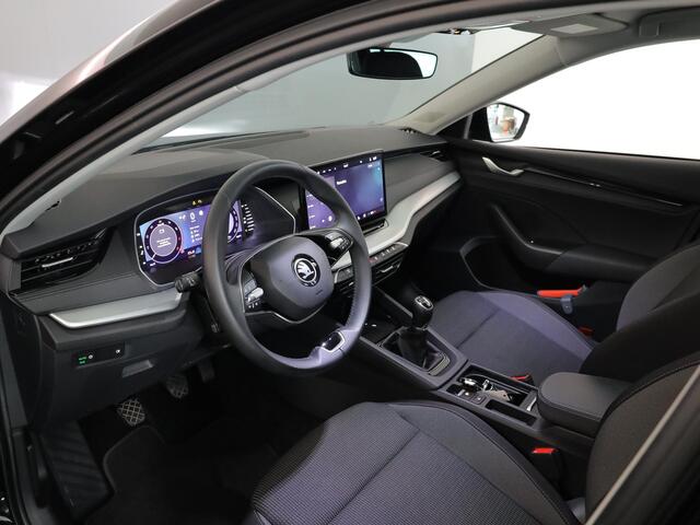 Skoda OCTAVIA Combi 1.5 TSI Business Edition Plus 115 pk | Verlengde garantie | Navigatie | Parkeersensoren | Achteruitrijcamera | Adaptieve cruise control |