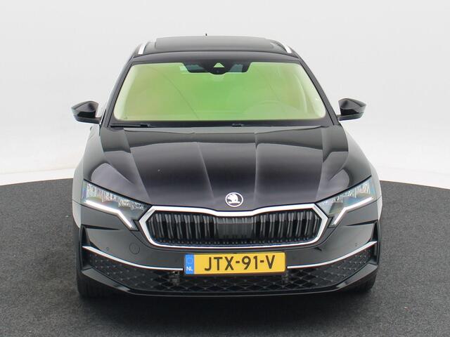 Skoda OCTAVIA Combi 1.5 TSi 150 Pk Automaat Business Edition Plus | Panoramadak | Virtual Cockpit | Elektrische Achterklep | Camera | Keyless | 17 Inch | 16.895 Km!!