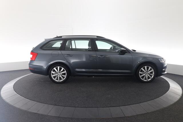 Skoda OCTAVIA Combi 1.0 TSI Greentech Ambition Business