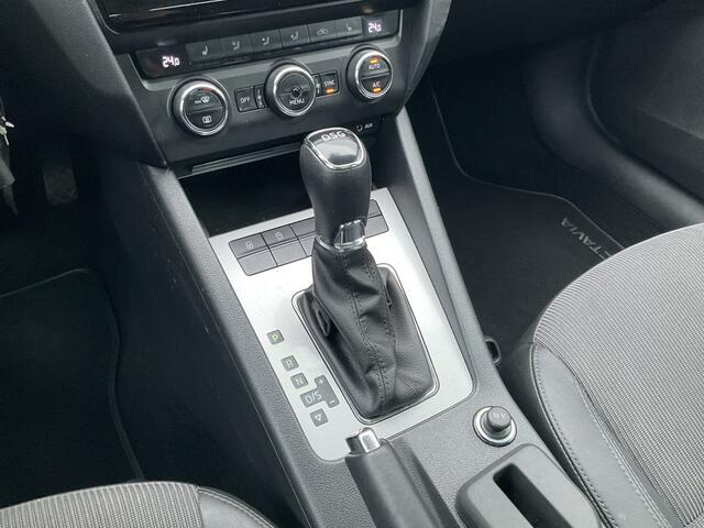 Skoda OCTAVIA Combi 1.0 TSI Pano.dak DAB Trekhaak Stoelverw. Carplay Greentech Ambition Business