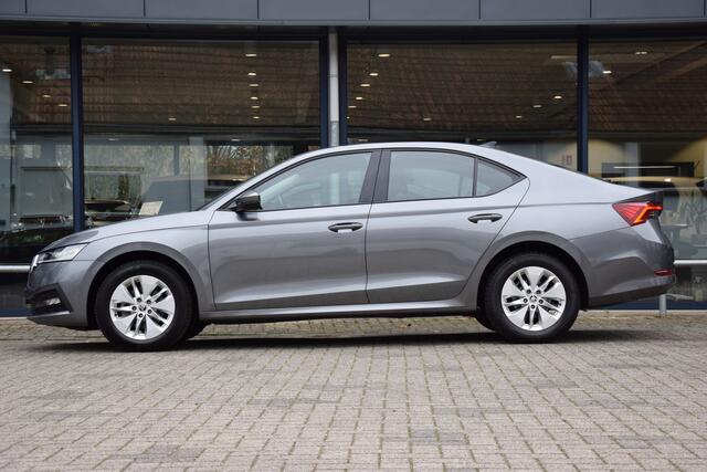 Skoda OCTAVIA 1.0 e-TSI Business Edition DSG Automaat | Org. NL | BOVAG Garantie | Full LED | Apple Carplay/Android Auto | Virtual Cockpit | Stoelverwarming | Elektrische Klep | Cruise Control |