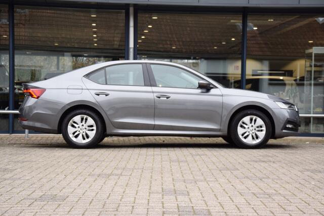Skoda OCTAVIA 1.0 e-TSI Business Edition DSG Automaat | Org. NL | BOVAG Garantie | Full LED | Apple Carplay/Android Auto | Virtual Cockpit | Stoelverwarming | Elektrische Klep | Cruise Control |