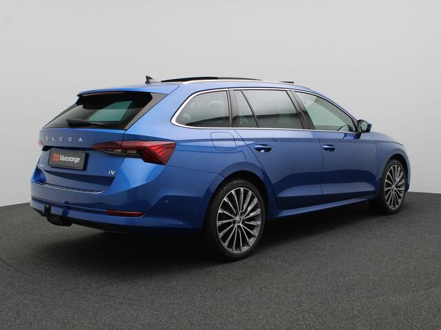 Skoda OCTAVIA Combi 1.4 TSI iV PHEV Business Edition Plus 204PK DSG SOH 96%, Pano-Schuifdak, Trekhaak, 19" LM Velgen, Memorystoel, Canton Audio, Matrix LED-Verlichting, Head-Up Display, Achteruitrijcamera, Elektr. Achterklep, Stoel-Stuurverwarming