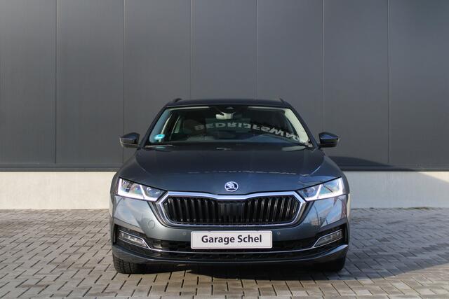 Skoda OCTAVIA Combi 1.5 e-TSI Business Edition - Navi - Trekhaak - Stoelverwarming - PDC - Airco - Cruise - Rijklaar