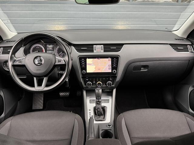 Skoda OCTAVIA COMBI 1.5 TSI GREENTECH AMBITION BUSINESS I AUTOMAAT I TREKHAAK I APPLE CARPLAY I STOELVERWARMING