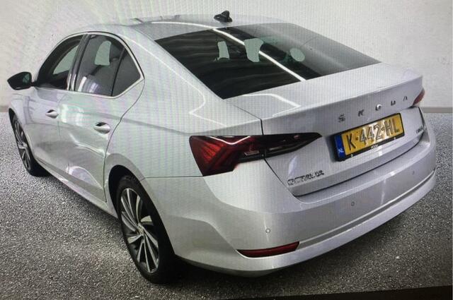 Skoda OCTAVIA 1.0 e-TSI Business Edition Plus/LED/NAVI/18INCH