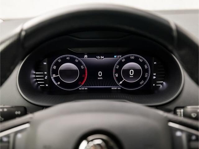 Skoda OCTAVIA Combi 1.0 TSI Sportline (DIGITAL COCKPIT, APPLE CARPLAY, GROOT NAVI, STOELVERWARMING, CAMERA, SPORTSTOELEN, GETINT GLAS, CRUISE, LED KOPLAMPEN, NIEUWSTAAT)