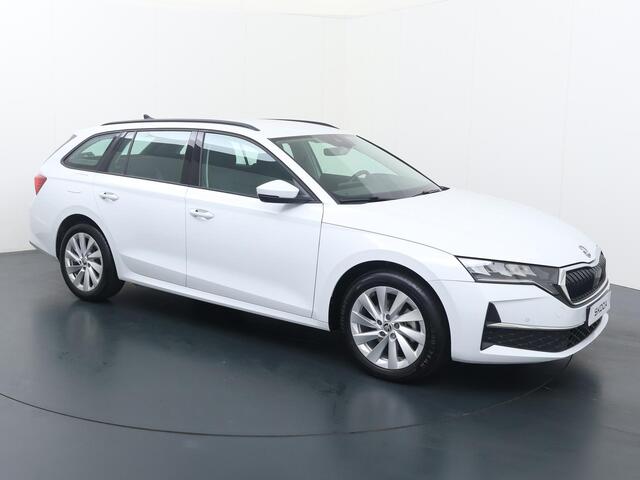 Skoda OCTAVIA Combi 1.5 TSI MHEV Business Edition | 115 PK | Automaat | Trekhaak | Achteruitrij camera | Multifunctioneel stuurwiel |