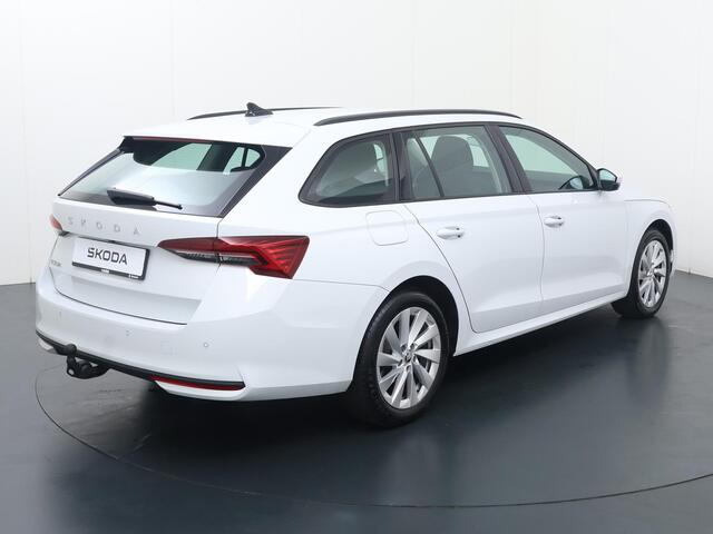 Skoda OCTAVIA Combi 1.5 TSI MHEV Business Edition | 115 PK | Automaat | Trekhaak | Achteruitrij camera | Multifunctioneel stuurwiel |