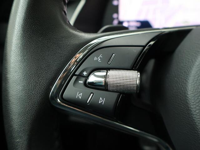 Skoda OCTAVIA Combi 1.0 e-TSI Business Edition | 110 PK | Automaat | Multifunctioneel stuurwiel | Cruisecontrol | Parkeersensoren |