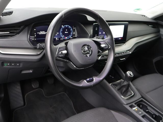 Skoda OCTAVIA Combi 1.0 TSI Ambition | 110 PK | Trekhaak wegklapbaar | Navigatiesysteem | Led verlichting |