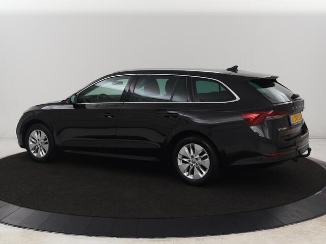 Skoda OCTAVIA 1.0 TSI Business Edition | Trekhaak | Carplay | Stoelverwarming | Navigatie | Full LED