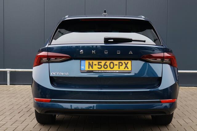 Skoda OCTAVIA Combi 1.0 TSI Business Edition Plus | Stoelverwarming | Adaptieve Cruise | Digital Cockpit | Elektrische Achterklep | Dode-hoek detectie