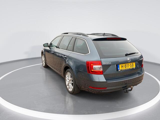 Skoda OCTAVIA Combi 1.5TSI/150PK DSG Greentech Business Edition · Trekhaak · Apple/Android Car Play · Climatronic · Stoelverwarming ·