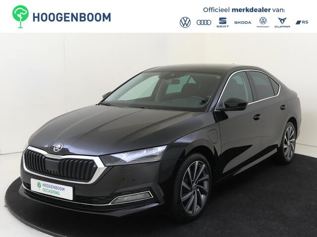 Skoda OCTAVIA 1.4 TSI iV PHEV Business Edition Plus | Parkeersensoren | Head-up display | Stoel- en stuurwielverwarming | Cruise control | Keyless | Dodehoek detectie |