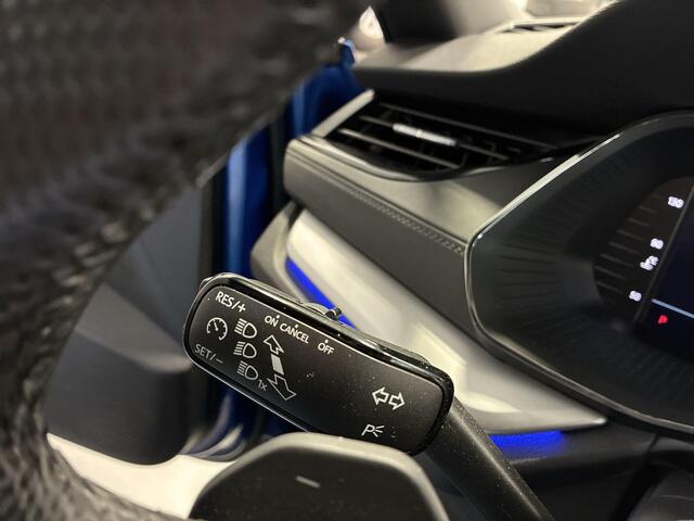 Skoda OCTAVIA Combi 1.0 e-TSI 110pk DSG Sport Business Edition · Apple/Android Car Play · Elek. Trekhaak · Sportstoelen · Cruise Control · P-Sensoren · 16'' Inch · Garantie t/m 07-01-2028 of 100.000km