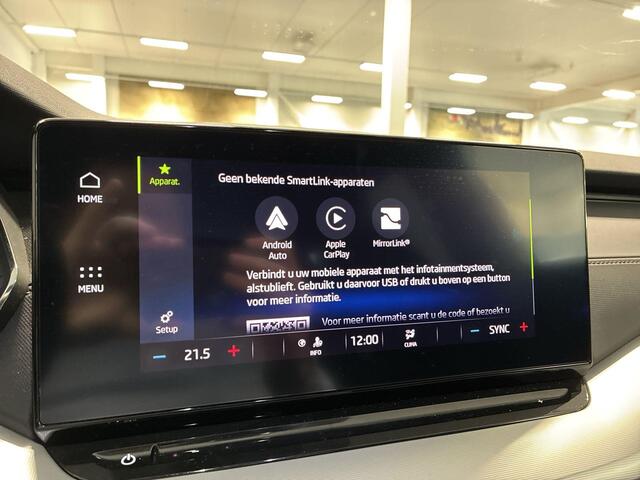 Skoda OCTAVIA Combi 1.0 e-TSI 110pk DSG Sport Business Edition · Apple/Android Car Play · Elek. Trekhaak · Sportstoelen · Cruise Control · P-Sensoren · 16'' Inch · Garantie t/m 07-01-2028 of 100.000km