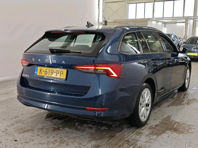 Skoda OCTAVIA Combi 1.0 TSI Business Edition NL-AUTO | SFEER VERLICHTING |