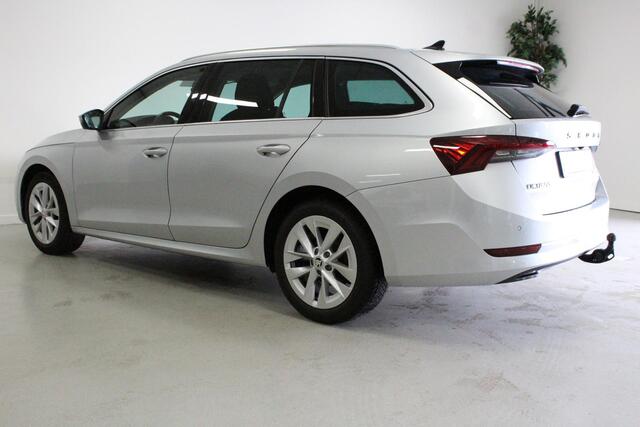 Skoda OCTAVIA Combi 1.0 e-TSI Business Edition Plus | WEGKL-TRHAAK | CAMERA | ACC | BLINDSPOT | NAVI | CARPLAY | KEYLESS | LMV |