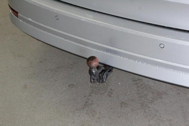 Skoda OCTAVIA Combi 1.0 e-TSI Business Edition Plus | WEGKL-TRHAAK | CAMERA | ACC | BLINDSPOT | NAVI | CARPLAY | KEYLESS | LMV |