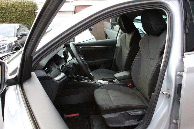 Skoda OCTAVIA Combi 1.0 e-TSI Business Edition Plus | WEGKL-TRHAAK | CAMERA | ACC | BLINDSPOT | NAVI | CARPLAY | KEYLESS | LMV |