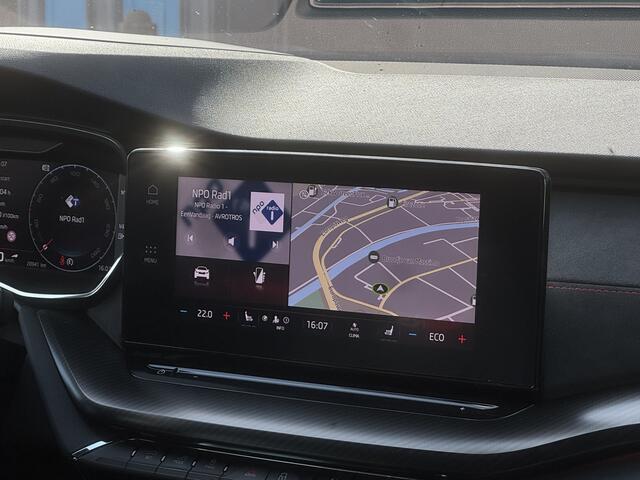 Skoda OCTAVIA Combi 1.4 TSI RS iV PHEV Business GRATIS Afleverpakket! | 245 PK | 4 Jaar Fabrieksgarantie! |