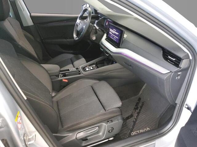 Skoda OCTAVIA Combi 1.4 TSI iV 204pk PHEV Business Edition / Panoramadak / Adaptive Cruise / Navigatie / Wordt Verwacht