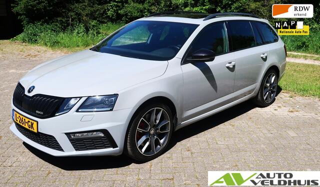 Skoda OCTAVIA Combi 2.0 TSI RS 245 Business VRS PANO-DAK/TREKHAAK/CAMERA/STOELVER/