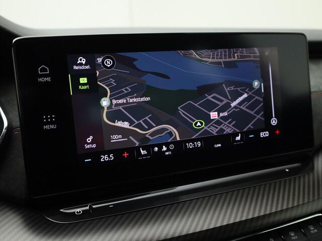 Skoda OCTAVIA Combi 1.4TSI 180kW/245PK RS iV PHEV DSG · Panoramadak · Camera + Parkeersensoren · Apple/Android