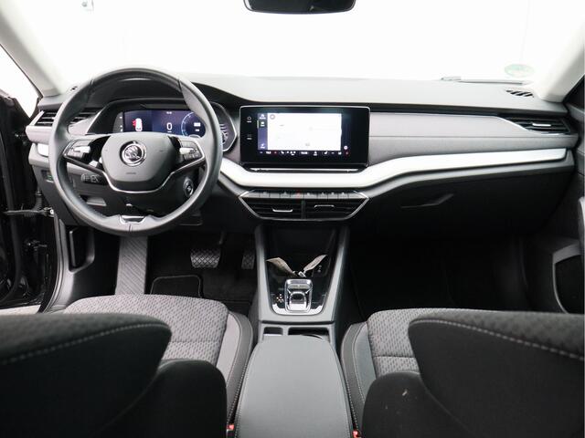 Skoda OCTAVIA Combi 1.5 e-TSI Business Edition Plus/ automaat/ zeer mooi!