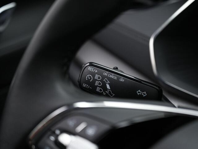 Skoda OCTAVIA Combi 1.0 TSI 110 pk Business Edition | Trekhaak | Stuur-/stoelverwarming | Navigatie