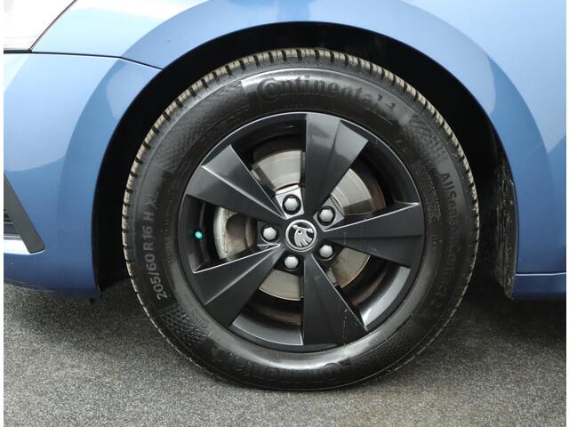 Skoda OCTAVIA Combi 1.0 e-TSI Sport Business |NAP |1e eigenaar |Dealeronderhouden|Trekhaak|Apple carplay