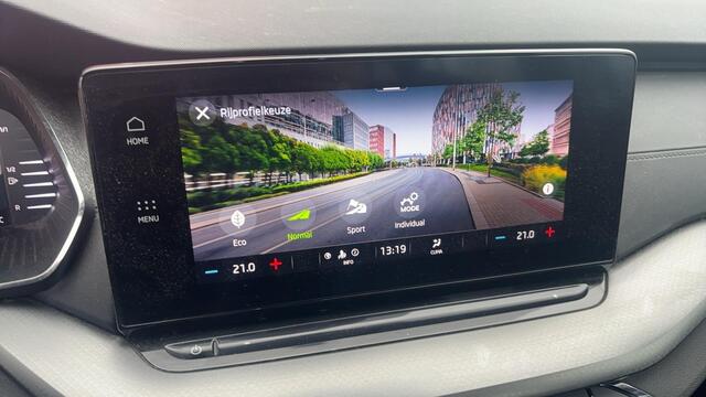 Skoda OCTAVIA Combi 1.0 e-TSI Business Edition AUTOMAAT / TREKHAAK / CLIMA / CARPLAY / FULL LED / PDC / BLUETOOTH / CRUISE / NL-AUTO