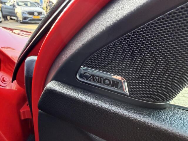 Skoda OCTAVIA Combi 1.5 TSI Greentech Business Edition Plus AUTOMAAT | VIRTUAL DISPLAY | CAMERA | LED LAMPEN | ADAPTIEVE CRUISE | DODEHOEK DETECTIE | LEDER | KEYLESS | VERWARMDE STOELEN | CANTON SOUND SYSTEM NAVIGATIE | DODEHOEK DETTECTIE |