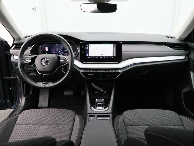 Skoda OCTAVIA Combi 1.0 e-TSI Business Edition Plus/ automaat/ lage km!