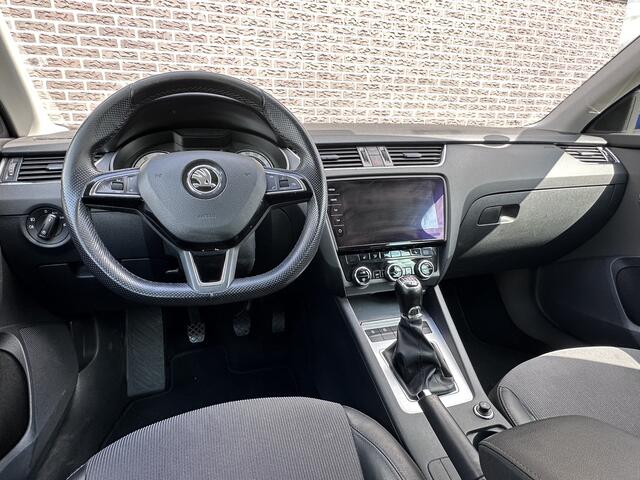 Skoda OCTAVIA Combi 1.0 TSI Greentech Ambition Business | | Navigatie | DAB+ | Stoelverwarming | Apple CarPlay/Android Auto