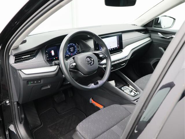 Skoda OCTAVIA Combi 1.5 e-TSI Business Edition Plus/ trekhaak/ zeer mooi!